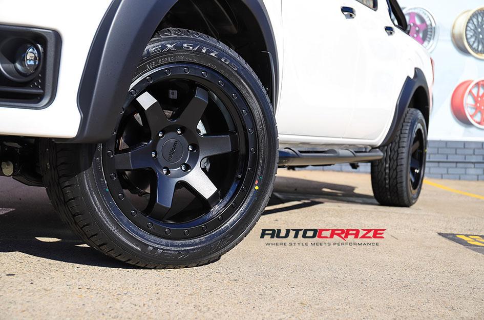 MAZDA-BT-50-SIX-MATTE-BLACK